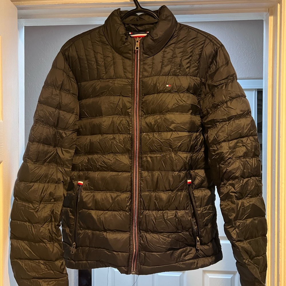 Tommy puffer jacket size s 10/10 condition